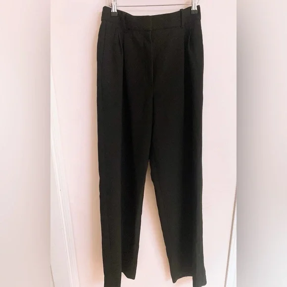 Aritzia Babaton Pleated Pant - Picture 3 of 9